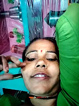 Snapshot of Pooja750 chatting on 02.26.26 Pooja750 online show from 02.26.26