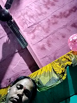 Snapshot of Pooja750 chatting on 03.04.26 Pooja750 online show from 03.04.26