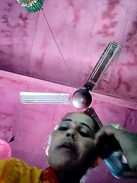 Snapshot of Pooja750 chatting on 04.03.26 Pooja750 online show from 04.03.26