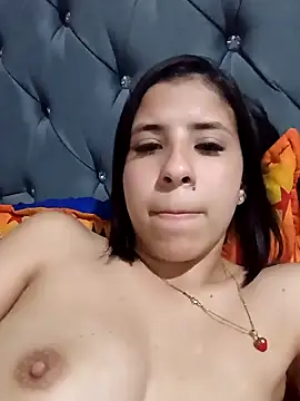 Snapshot of Liagni0 chatting on 10.05.25 Liagni0 online show from 10.05.25