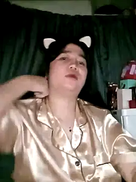 Snapshot of Asianhotskinny chatting on 04.20.26 Asianhotskinny online show from 04.20.26
