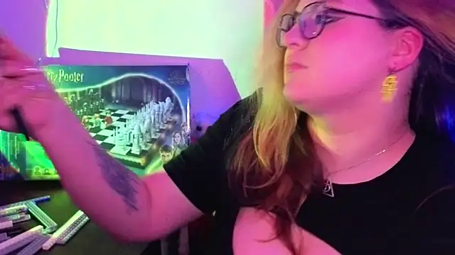 Snapshot of ZayaRush chatting on 02.22.26 ZayaRush online show from 02.22.26