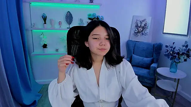 Snapshot of ElliVensda chatting on 09.26.25 ElliVensda online show from 09.26.25