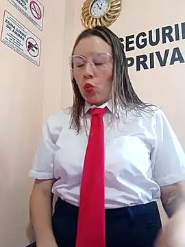 Hannah-colx online show from 12.15.25