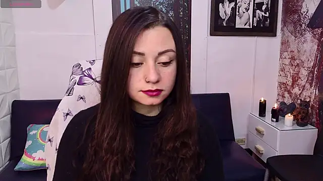 Snapshot of Eva_Roussell chatting on 05.09.26 Eva Roussell online show from 05.09.26