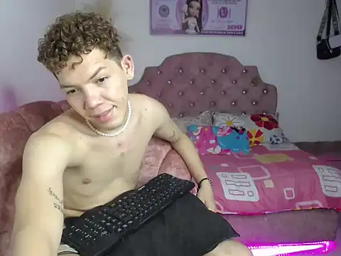 Snapshot of brutal_dirty_sex chatting on 02.05.26 brutal dirty sex online show from 02.05.26