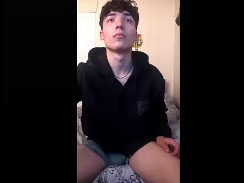 Snapshot of knielBgm chatting on 09.25.25 knielBgm online show from 09.25.25