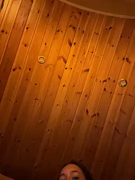 Snapshot of LillieOlive chatting on 11.05.25 LillieOlive online show from 11.05.25