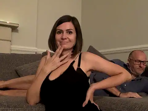 Snapshot of ViksaxBram chatting on 09.11.25 ViksaxBram online show from 09.11.25