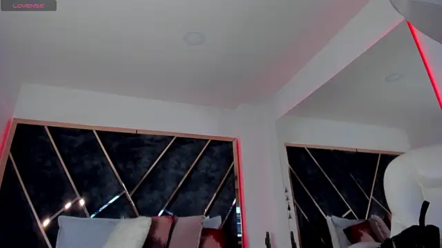 SusanaHenao online show from 10.10.25