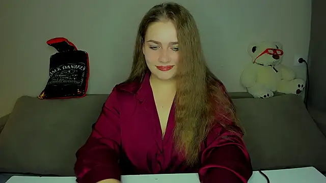 Snapshot of yourgem__ chatting on 10.09.25 yourgem online show from 10.09.25