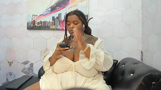 Snapshot of Anaa_Fuentess chatting on 04.04.26 Anaa Fuentess online show from 04.04.26