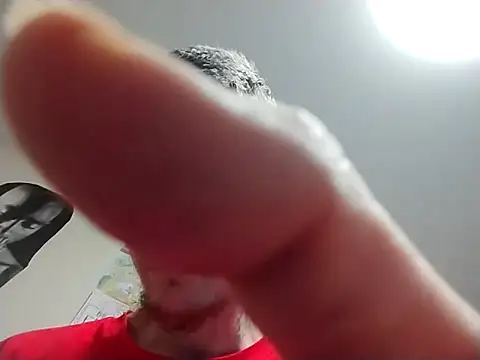 jizzyglizzy92 online show from 09.13.25