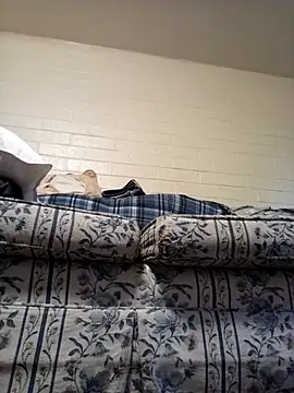 jizzyglizzy92 online show from 02.14.26