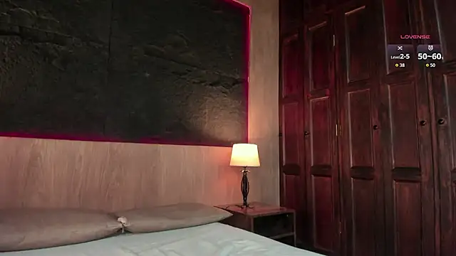 ScarlettSinclaiir online show from 03.17.26