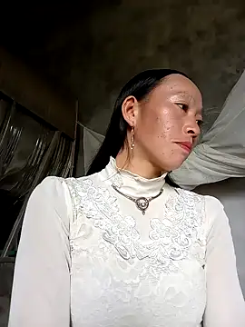 tcm-cute online show from 10.09.25