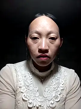 tcm-cute online show from 10.11.25