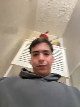 Snapshot of M1000DDddd chatting on 11.04.25 M1000DDddd online show from 11.04.25