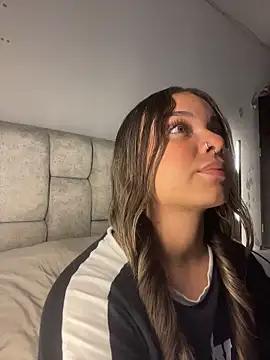 AnnyLopezzz  online show from 04.12.26