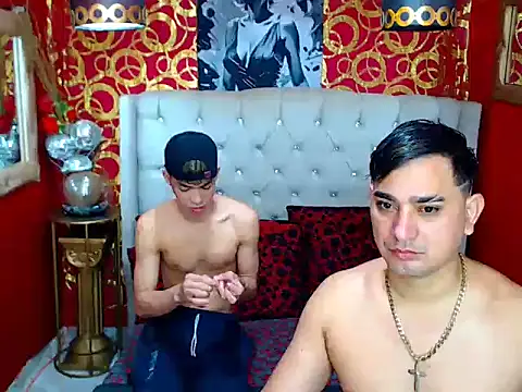 Snapshot of JHOVA23CM chatting on 10.18.25 JHOVA23CM online show from 10.18.25