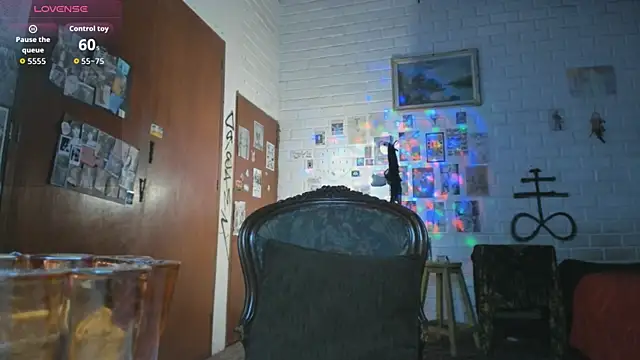 DiosaSexSymbol online show from 09.11.25