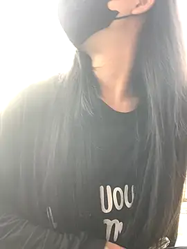 Tieuvi 18 online show from 11.13.25