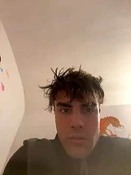 Snapshot of David_leons chatting on 10.16.25 David leons online show from 10.16.25