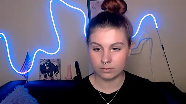 Snapshot of NaughtySandy11 chatting on 09.25.25 NaughtySandy11 online show from 09.25.25