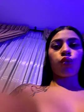 AlannaEvons online show from 10.10.25