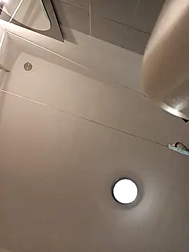 krysztalowy online show from 10.25.25