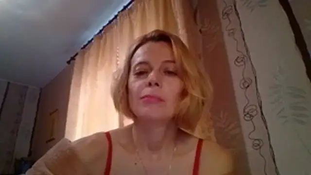 LiluXRose online show from 10.24.25