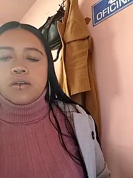 -Mia1 online show from 09.24.25