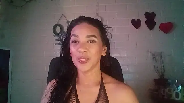 MiiaVelasquez online show from 04.04.26