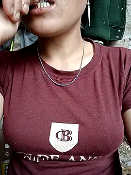 Snapshot of lomi-79 chatting on 09.15.25 lomi-79 online show from 09.15.25