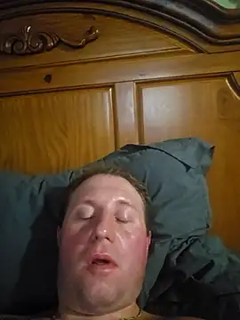 Snapshot of Ricotta1 chatting on 12.15.25 Ricotta1 online show from 12.15.25