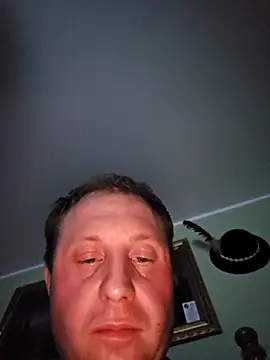 Snapshot of Ricotta1 chatting on 12.20.25 Ricotta1 online show from 12.20.25