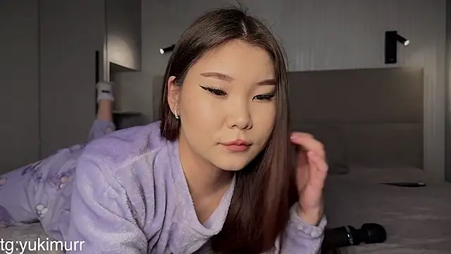 iamyuki online show from 02.04.26