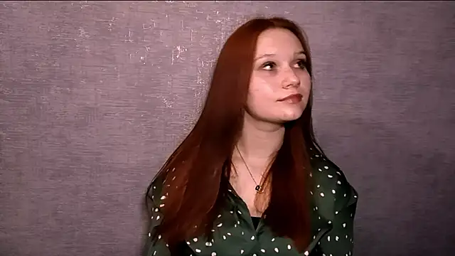 Snapshot of FrontedBismark chatting on 09.20.25 FrontedBismark online show from 09.20.25