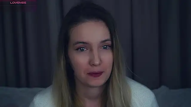 HongTomczak online show from 10.18.25