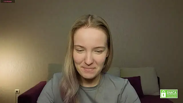 Snapshot of HongTomczak chatting on 04.09.26 HongTomczak online show from 04.09.26
