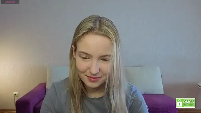 Snapshot of HongTomczak chatting on 06.20.26 HongTomczak online show from 06.20.26