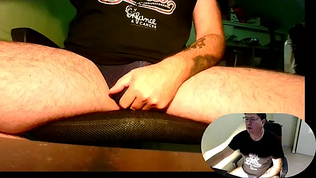 blueandwhite1 online show from 11.19.25