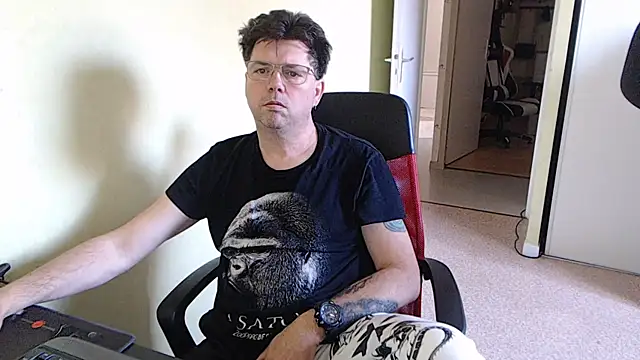 blueandwhite1 online show from 03.21.26