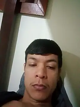 WillRodriguesf10 online show from 11.08.25