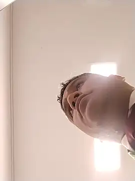 danigarci2307 online show from 11.13.25