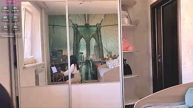 TianaWidell online show from 10.25.25