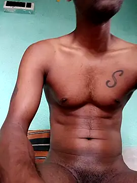 Snapshot of ShinuRoy chatting on 10.02.25 ShinuRoy online show from 10.02.25