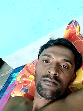 Snapshot of ShinuRoy chatting on 11.17.25 ShinuRoy online show from 11.17.25