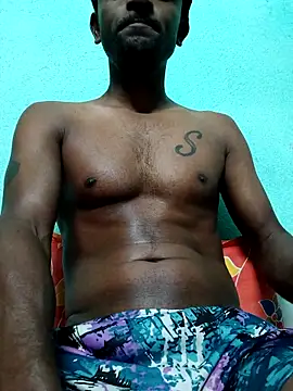 Snapshot of ShinuRoy chatting on 11.28.25 ShinuRoy online show from 11.28.25