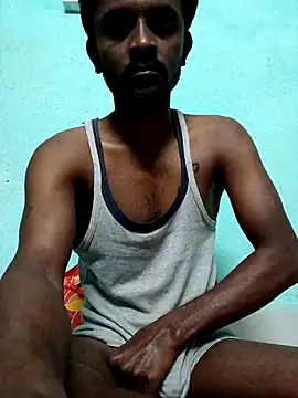 Snapshot of ShinuRoy chatting on 12.05.25 ShinuRoy online show from 12.05.25